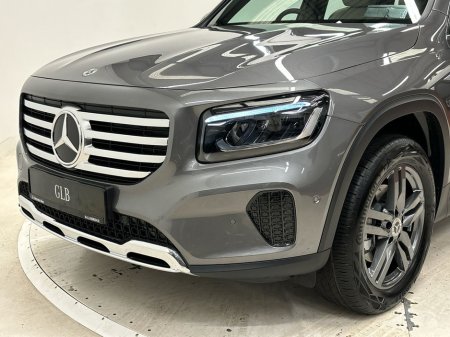 2025 Mercedes-Benz GLB - thumbnail 12