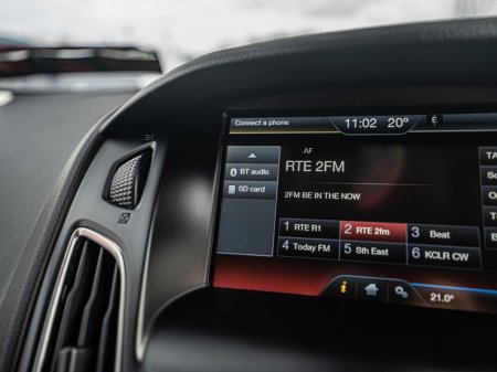 2016 Ford Focus - thumbnail 8