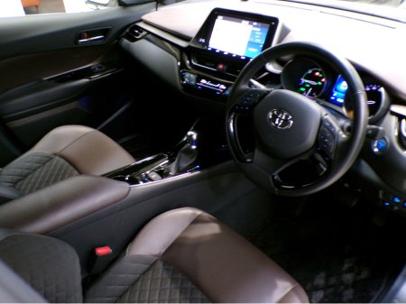 2018 Toyota C-HR - thumbnail 10