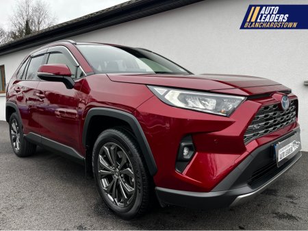 2025 Toyota Rav4 2.5 HYBRID SOL AUTO 218 BHP LEATHER €43,995 thumbnail