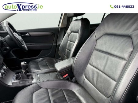 2014 Volkswagen Passat - thumbnail 8