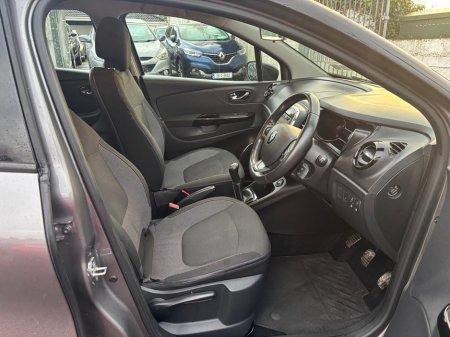 2016 Renault Captur INTENSE TCE 90    PETROL  LOW  MILEAGE €9,950 thumbnail