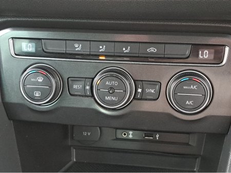 2017 Volkswagen Tiguan 2.0 Diesel SE Nav Model Bluemotion 150 BHP. thumbnail