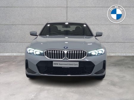 2025 BMW 3 Series - thumbnail 16