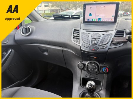 2017 Ford Fiesta - thumbnail 10