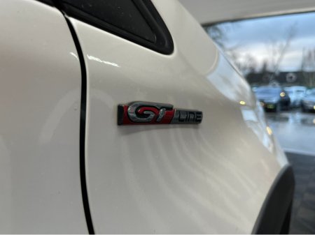 2017 Peugeot 2008 €12950 2017 PEUGEOT 2008 GT LINE 1.2 AUTOMATIC / CRUISE CONTROL / REVERSE CAMERA AND MORE €12,950 thumbnail