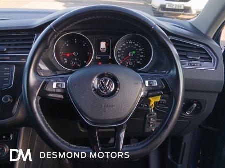 2017 Volkswagen Tiguan - thumbnail 17