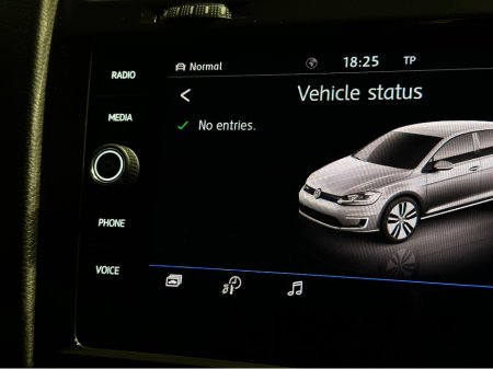 2020 Volkswagen Golf E 136 BHP AUTO E-GOLF €13,950 thumbnail