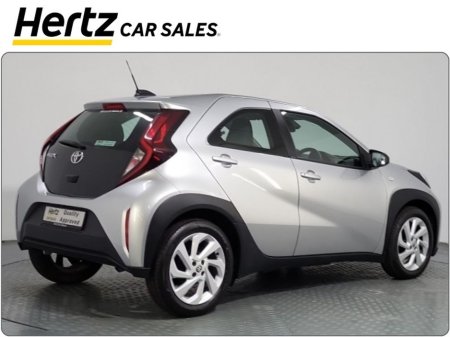 2023 Toyota Aygo X - thumbnail 8