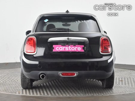 2019 MINI Hatch - view 4