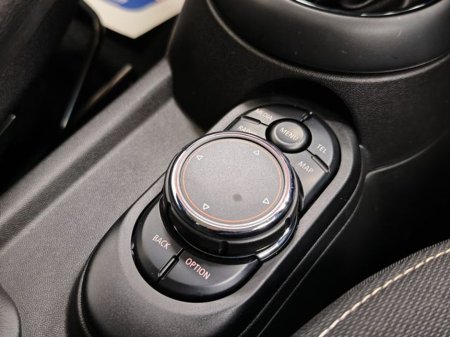 2017 MINI Cooper D - thumbnail 10