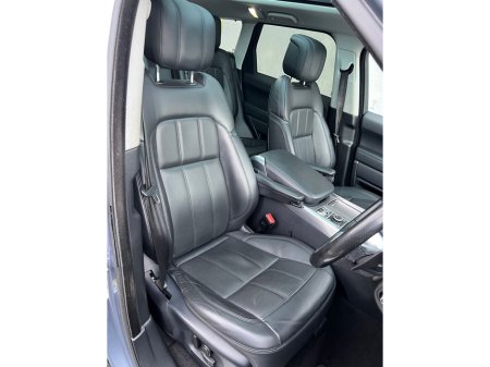 2018 Land Rover Range Rover Sport RANGEROVER HSE P400E AWD 5DR AU €31,950 thumbnail
