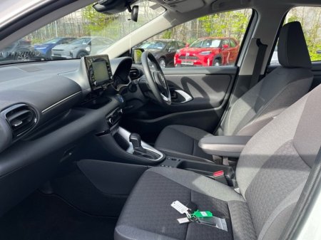 2023 Toyota Yaris - photo 6