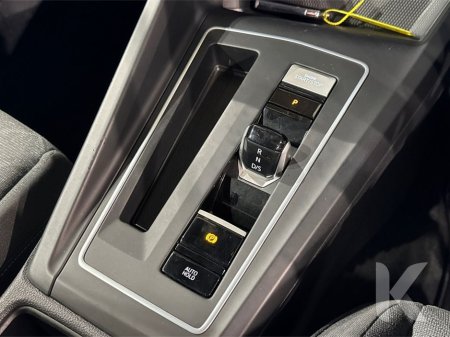 2023 Volkswagen Golf - thumbnail 13
