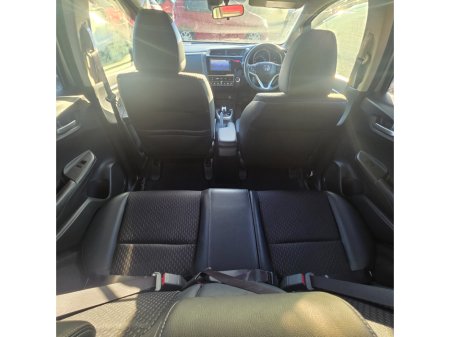 2016 Honda Fit - thumbnail 18