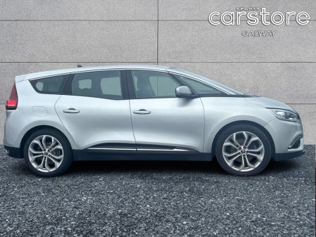 2020 Renault Grand Scenic - view 2