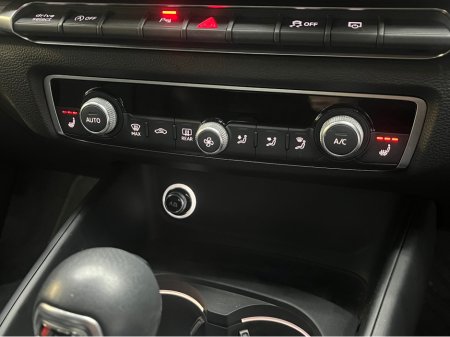 2020 Audi A3 €23950! 2020 Audi A3 Automatic Leather Heated Seats / 30 TFSI SPORT / Cruise Control/Reverse Camera €23,950 thumbnail