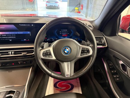 2023 BMW 3 Series - thumbnail 14