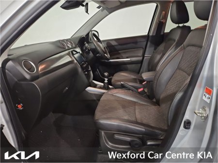 2022 Suzuki Vitara 1.4 Hybrid SZ4 MT €21,895 thumbnail