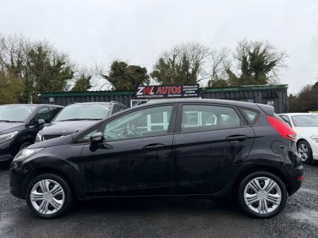 2012 Ford Fiesta - thumbnail 4