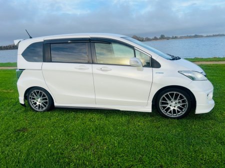 2014 Honda Freed DAA-GP3 7 SEATS 5DR AUTO €11,950