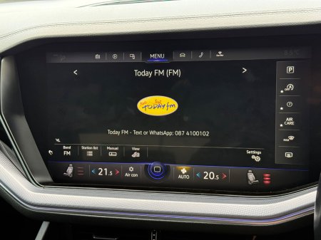 2019 Volkswagen Touareg - thumbnail 13