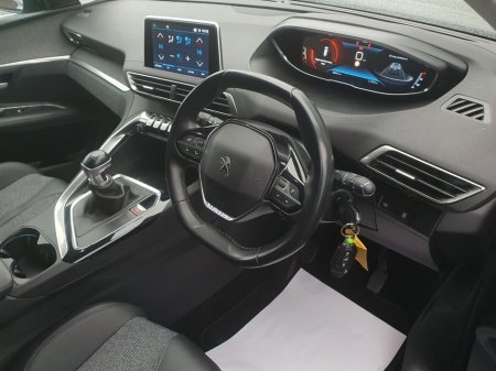 2020 Peugeot 3008 - thumbnail 8