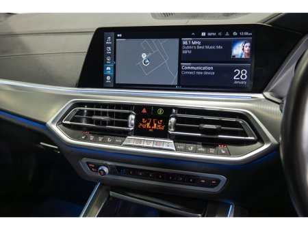 2022 BMW X5 xDrive45e M Sport €56,950 thumbnail