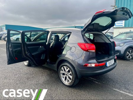 2015 Kia Sportage 1.7 EXL 4DR €8,950 thumbnail