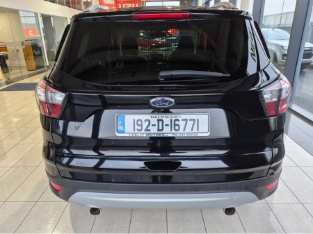 2019 Ford Kuga TITANIUM 1.5 120PS FWD 4DR €13,780 thumbnail