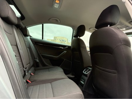 2016 Skoda Octavia - thumbnail 19