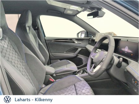 2026 Volkswagen Tiguan R-LINE 75 1.5TSI 204HP DSG PHEV 8952 €59,974 thumbnail