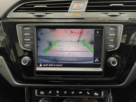 2017 Volkswagen Touran  €16,995 thumbnail