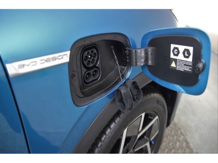 2023 BYD ATTO 3 ATTO 3 DESIGN *BI-TONE LEATHER*EL.SUNROOF*360 PAN CAMERA* €25,890 thumbnail