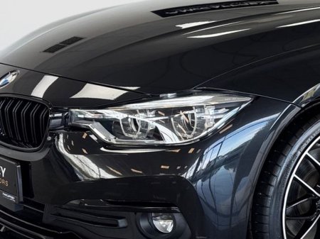 2016 BMW 3 Series - thumbnail 9