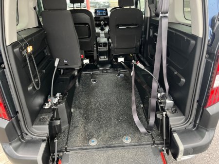 2020 Peugeot Rifter - thumbnail 12