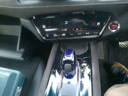 2017 Honda Vezel  €17,950 thumbnail