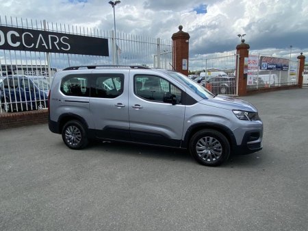 2025 Peugeot Rifter Allure Horizon RS -7 seats +WC Taxi €64,950