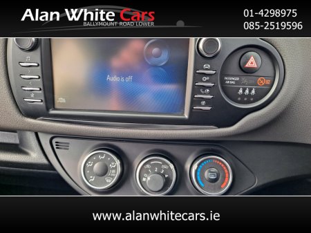 2019 Toyota Yaris High Spec  1.0 LUNA EDITION 5DR €11,950 thumbnail