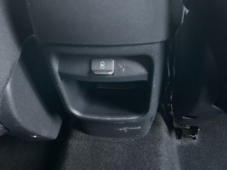 2020 Nissan Juke - thumbnail 11