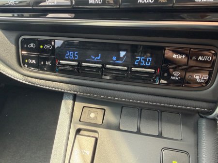 2017 Toyota Auris - thumbnail 17