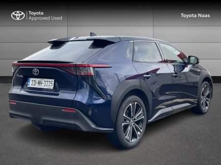 2023 Toyota bZ4X PREMIERE 11K €33,888 thumbnail