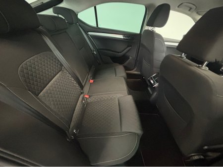 2020 Skoda Superb - thumbnail 12