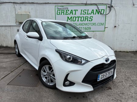 2023 Toyota Yaris 1.5 HYBRID LUNA 4DR AUTO