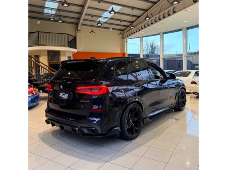 2021 BMW X5 XDRIVE45E M SPORT AUTO €49,999 thumbnail