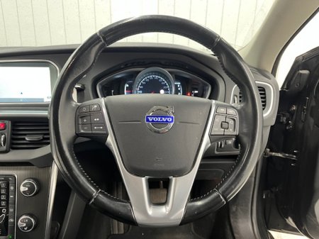 2015 Volvo V40 - thumbnail 8