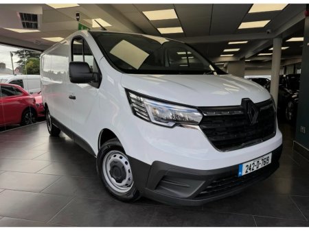 2024 Renault Trafic LWB 2.0 €26,900