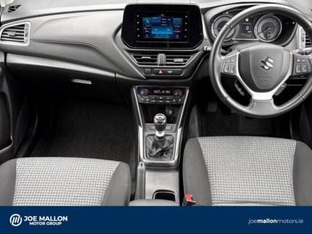 2025 Suzuki SX4 S-Cross - thumbnail 4