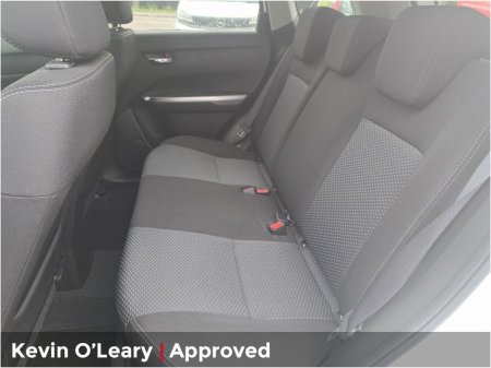 2025 Suzuki Vitara 1.5 HEV SZ-T €31,900 thumbnail