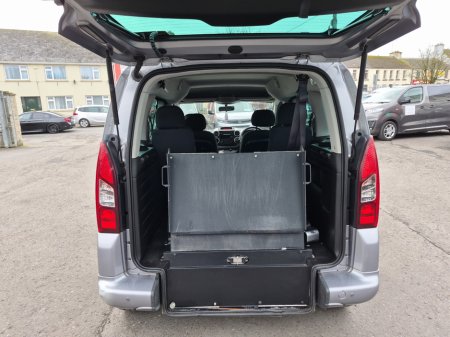 2017 Peugeot Partner - thumbnail 11